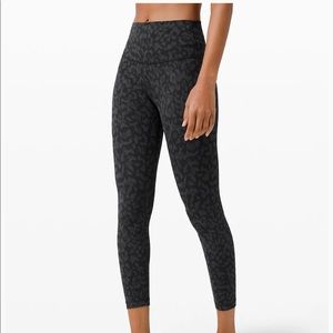 NWT Lululemon Align 25in leggings